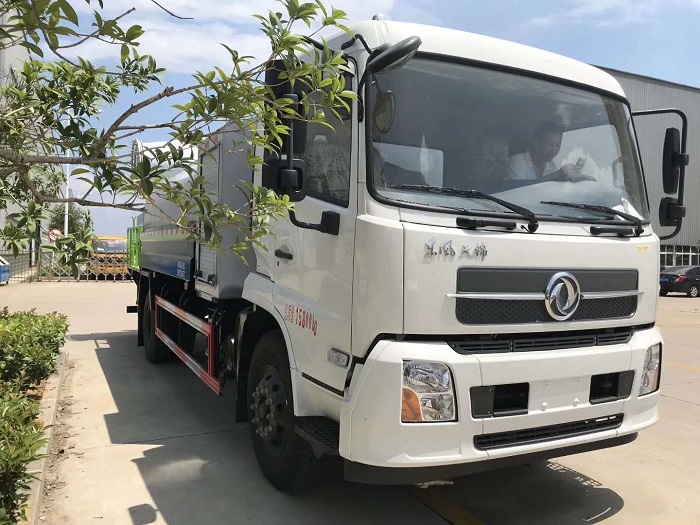 東風(fēng)天錦8-12方多功能抑塵車 東風(fēng)天錦8-12方多功能抑塵車圖片