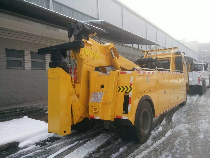 解放單橋拖吊聯(lián)體（一托一）清障車